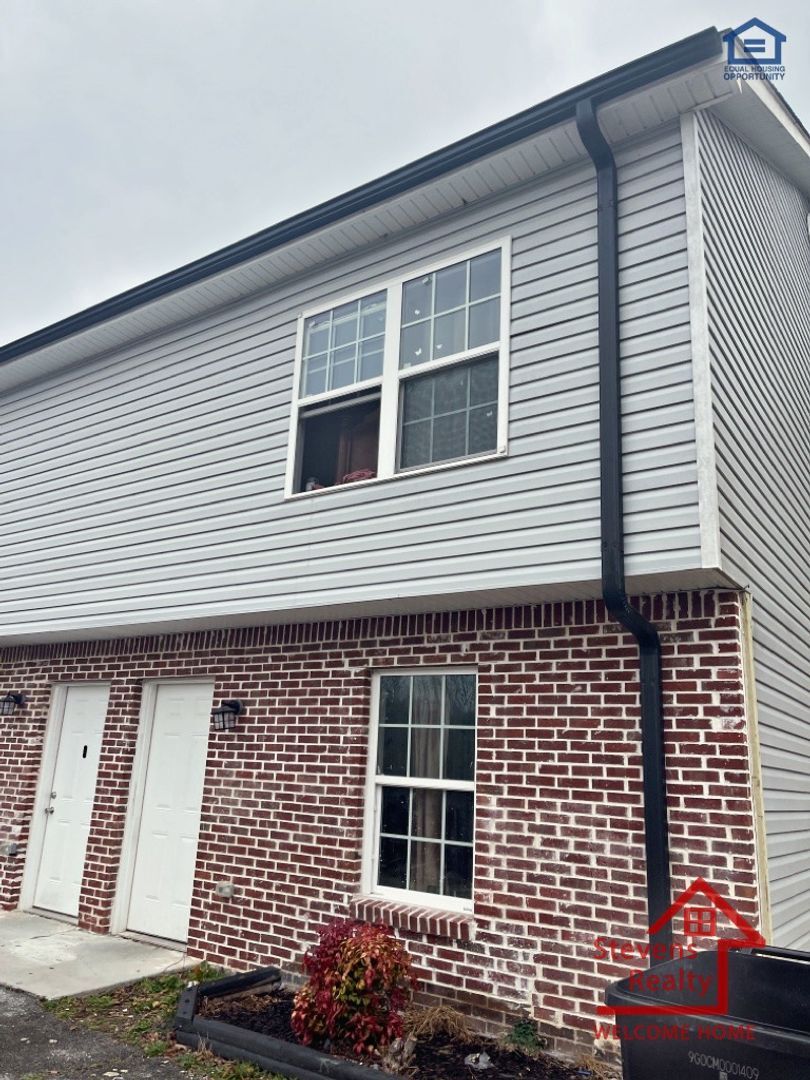 Building Photo - 8746 Millard Lee Ln