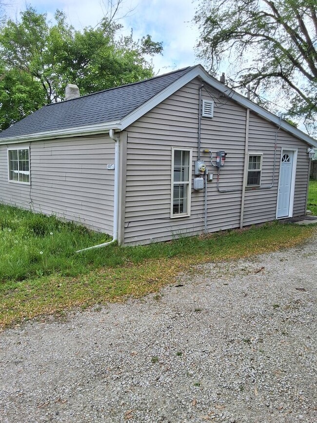 Primary Photo - 1 Bedroom, 1 Bathroom House