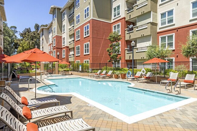 Building Photo - 1001 National Ave