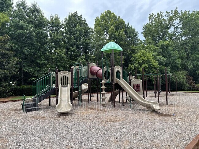 Building Photo - 6020 Falls Landing Dr