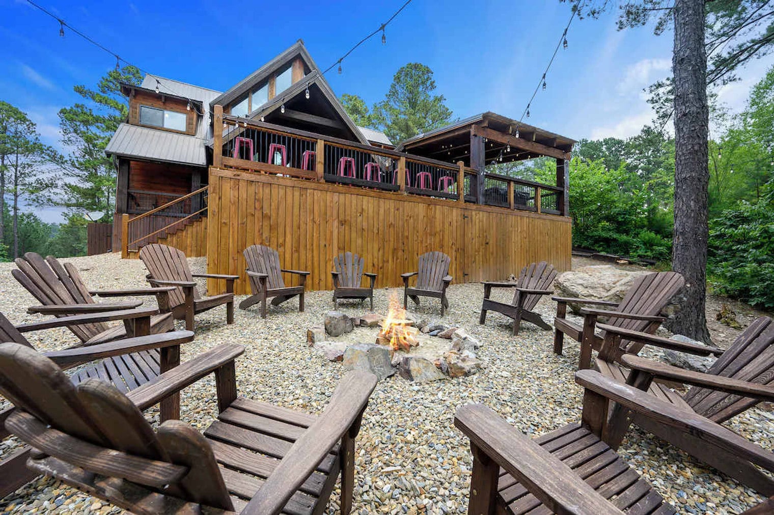 Building Photo - 118 Pecan Bend Ln