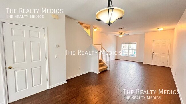 Building Photo - 10278 Regent Park Dr