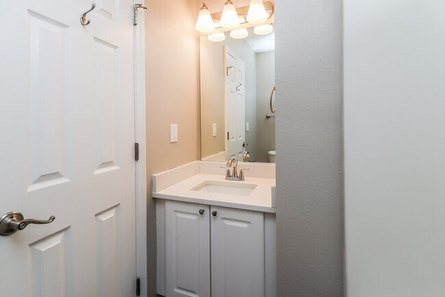 Building Photo - 13017 Autumn Trace Dr