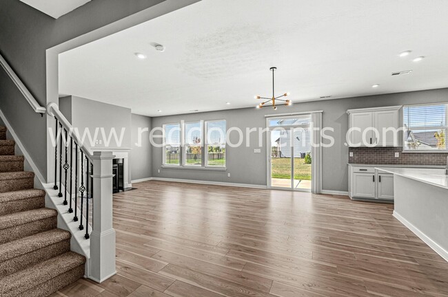 Building Photo - MOVE IN SPECIAL: HALF OFF THE FIRST MONTH’...