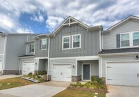 Building Photo - Nice 3-Bed, 2.5-Bath Townhouse by Meritage...