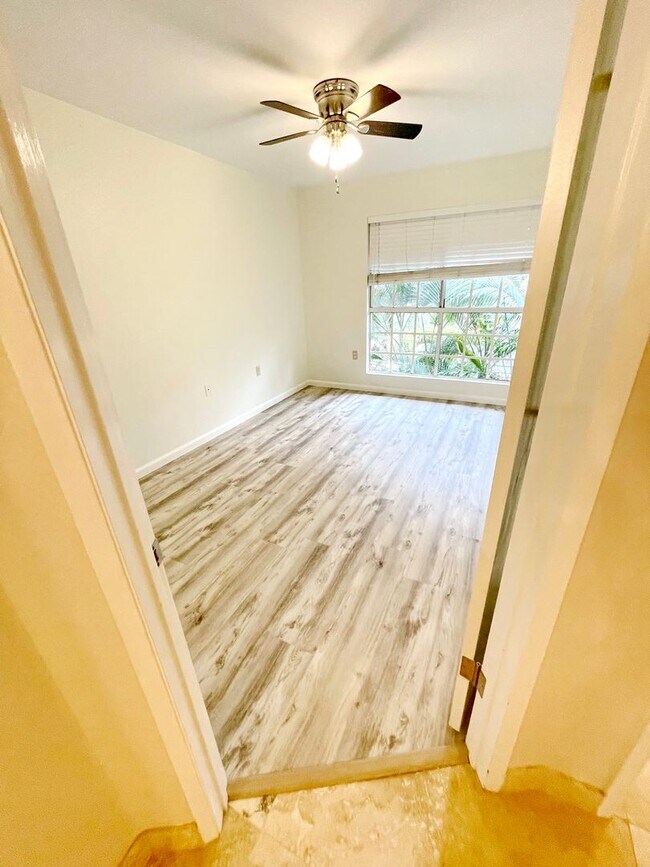 Building Photo - South Maui - Keonekai Villages - Top Floor...