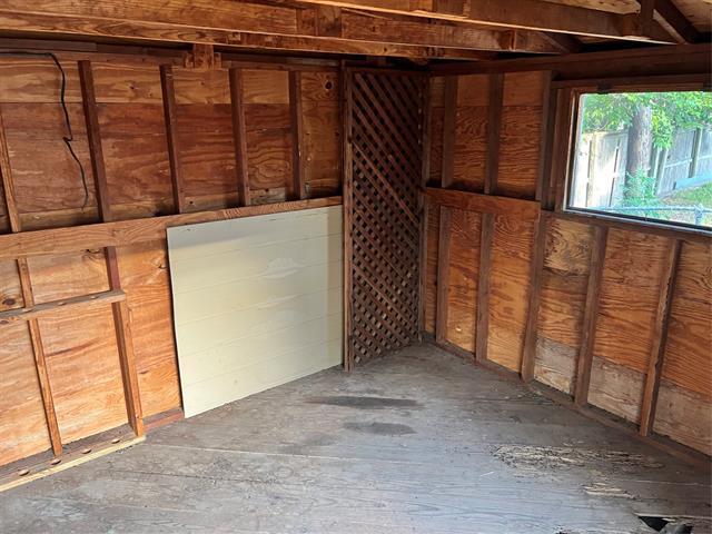 Building Photo - 1203 Blanton Dr