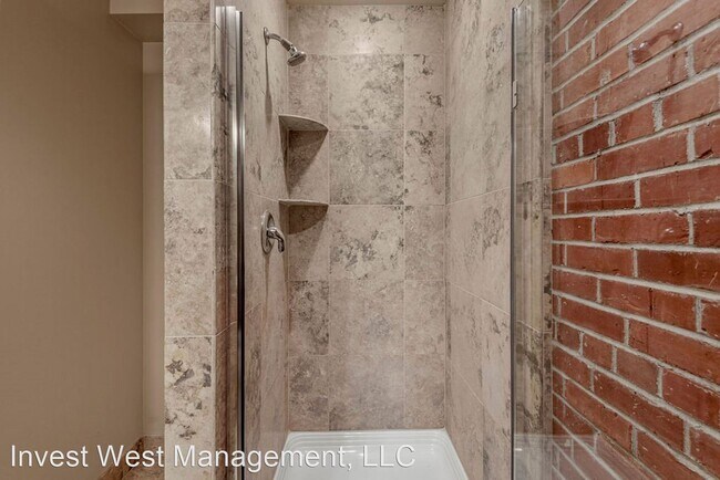 Building Photo - 1 br, 2 bath House - 1335 14 Avenue Ste 200