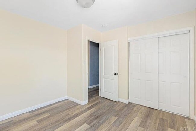 Building Photo - 3 Bedroom Condo Close to Base