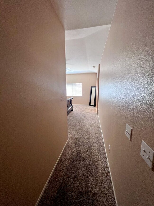 Building Photo - Wonderful 4 bedroom Single Story Murrieta Home for LEASE!