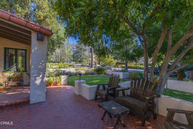 Building Photo - 2069 Mar Vista Ave