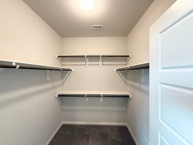 Building Photo - 2731 Glenfield Manor Ln