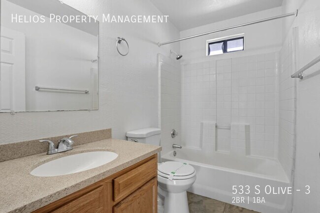 Building Photo - 533 S Olive