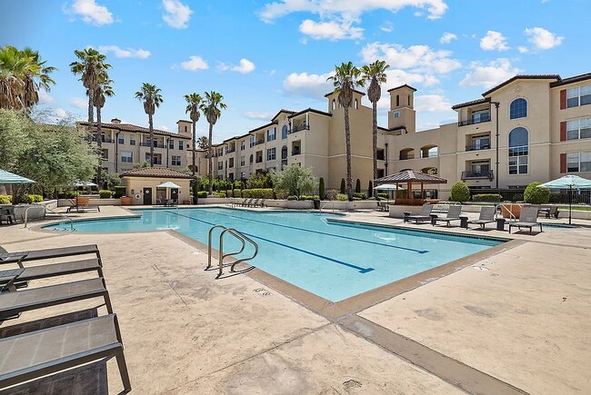 Building Photo - 150 Palm Valley Blvd