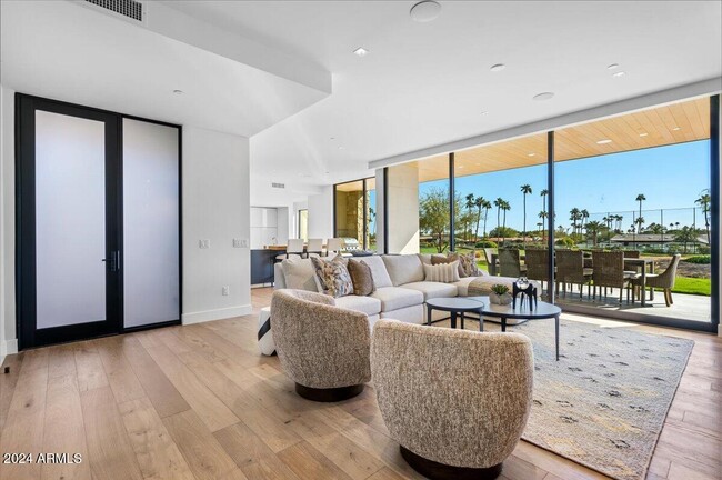 Building Photo - 6311 E Phoenician Blvd