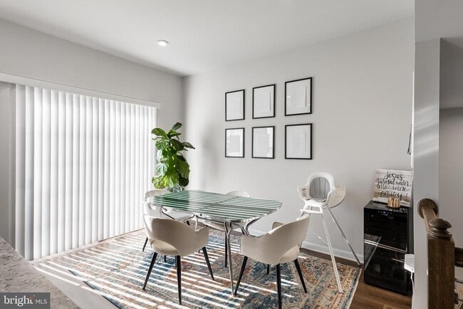 Building Photo - 127 FREEDOM