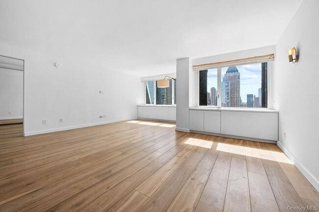 Building Photo - 322 W 57th St