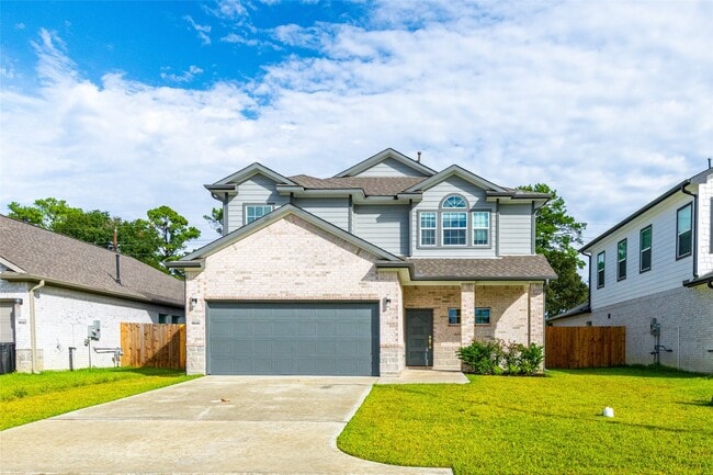 Building Photo - 9606 Champion Heavens Dr