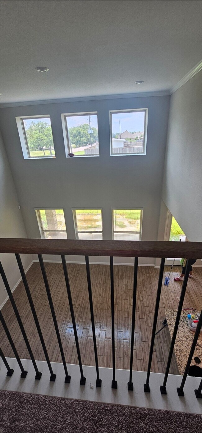 Building Photo - 2907 Velda May Dr