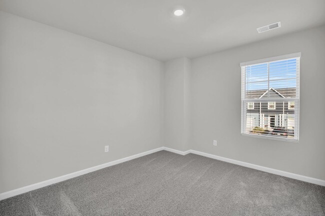 Building Photo - 246 Arnette Dr