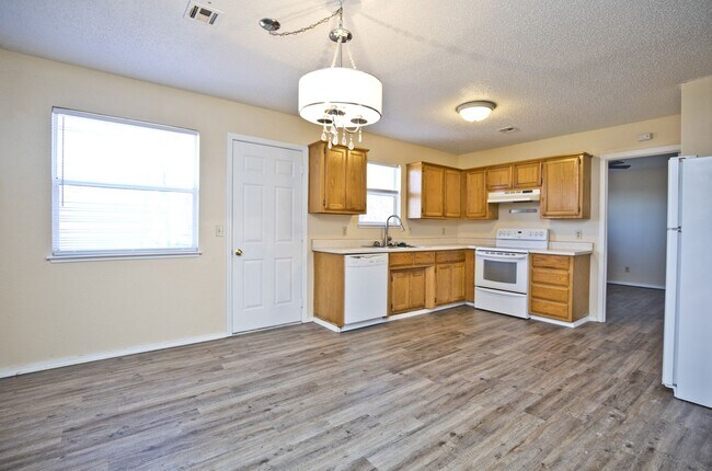 Primary Photo - 9050 Grimes Dr