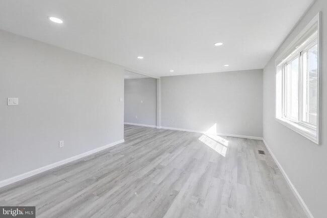 Building Photo - 18948 Quail Valley Blvd