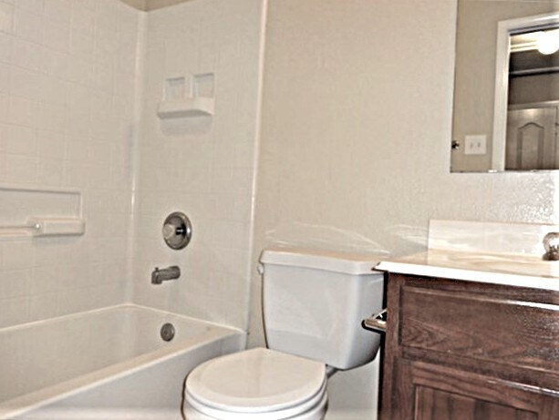 Building Photo - 2713 Sandberry Dr