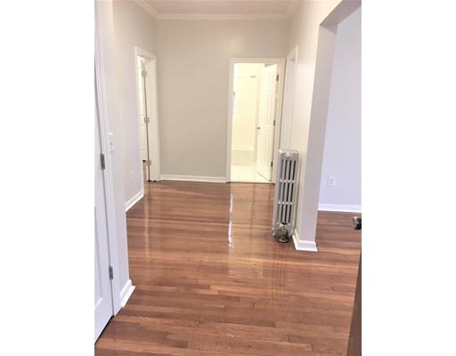 Building Photo - 146 Nichols St