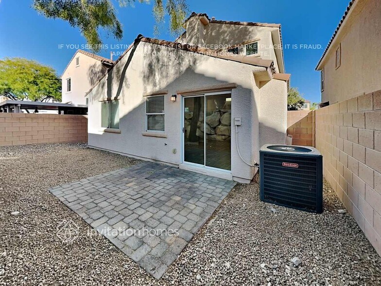 Building Photo - 7645 Lookout Hill St