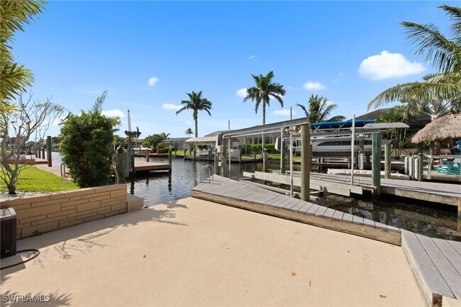 Building Photo - 170 SW 52nd St