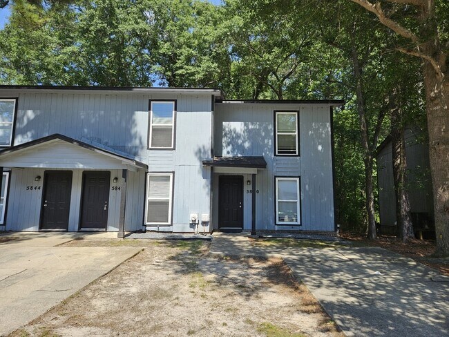 Building Photo - 5842 Aftonshire Dr