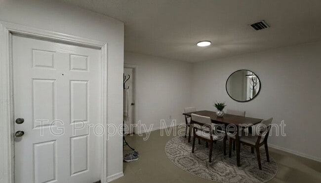 Building Photo - 10672 Academy Park Dr