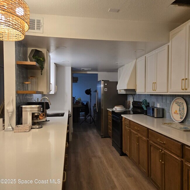 Building Photo - 8761 Ilex Ct