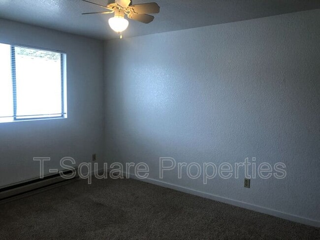 Building Photo - 7125 Rainier Dr