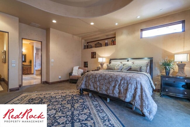 Building Photo - Incredible 4 Bedroom, 4 Bathroom FULLY FURNISHED Property in Entrada with a Private Pool! 18 Mont...