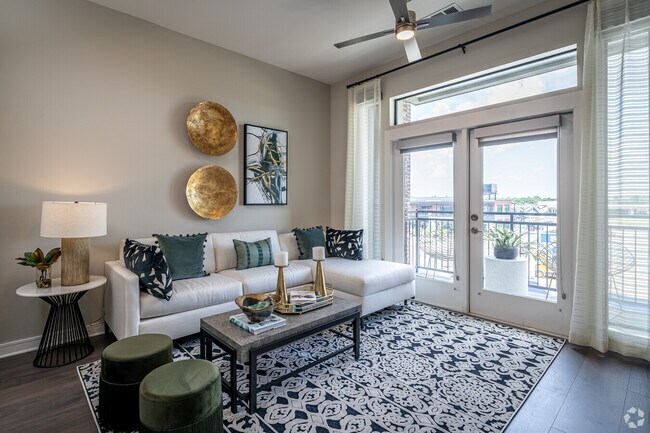 Building Photo - More Freedom, Less Rent – 1 bed / 1 bath 10 Weeks FREE!