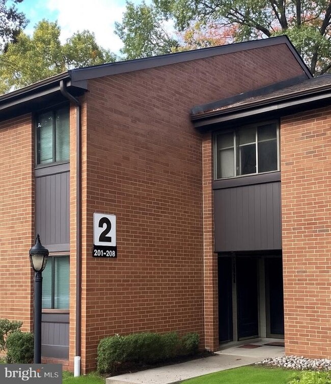 Building Photo - 201B Kelly Cove
