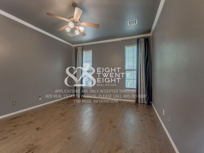 Building Photo - Stunning 3 Bed/3 Bath Home in Auburn Meadows Gated Community