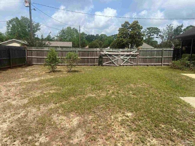Building Photo - 4207 Cherry Laurel Dr