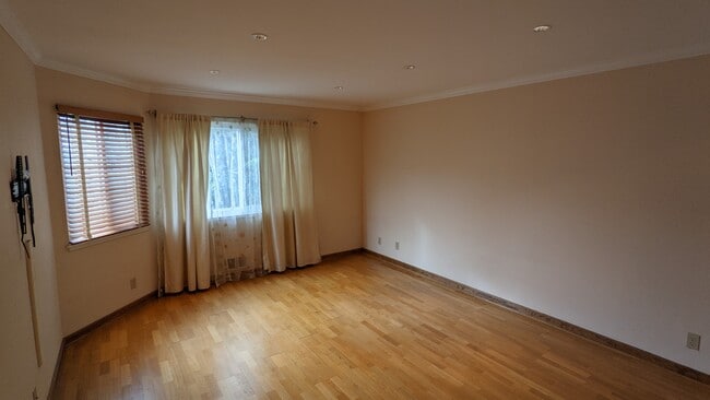 Building Photo - 41 Dorado Ter