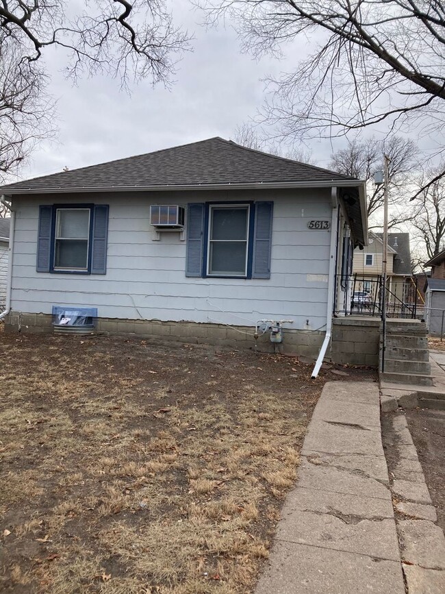 Primary Photo - 5613 Baldwin Ave