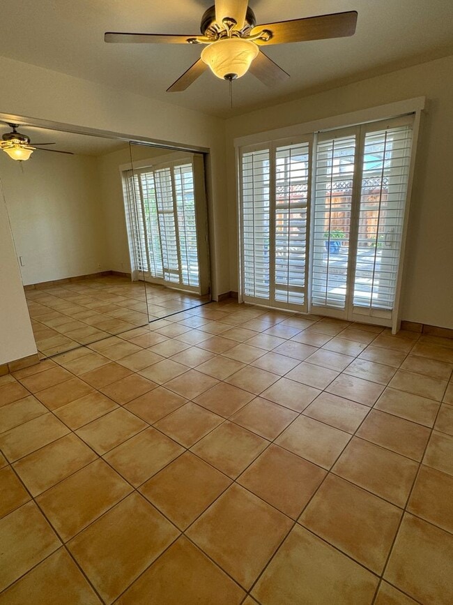 Building Photo - Wonderful Family Home in Mandalay Shores –...