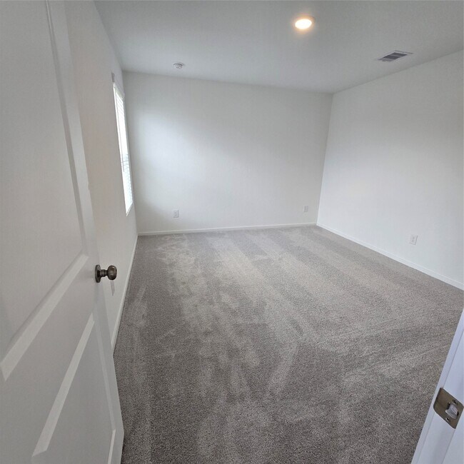 Building Photo - 28751 Texas Plns Dr