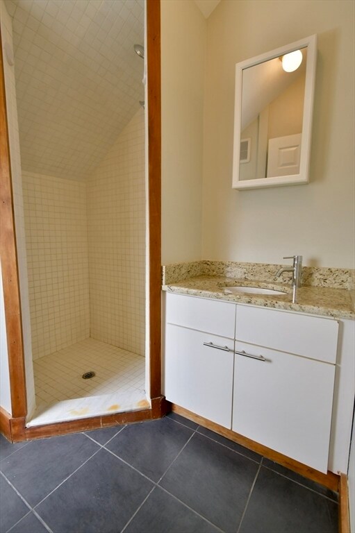 Building Photo - 39A Bellis Cir