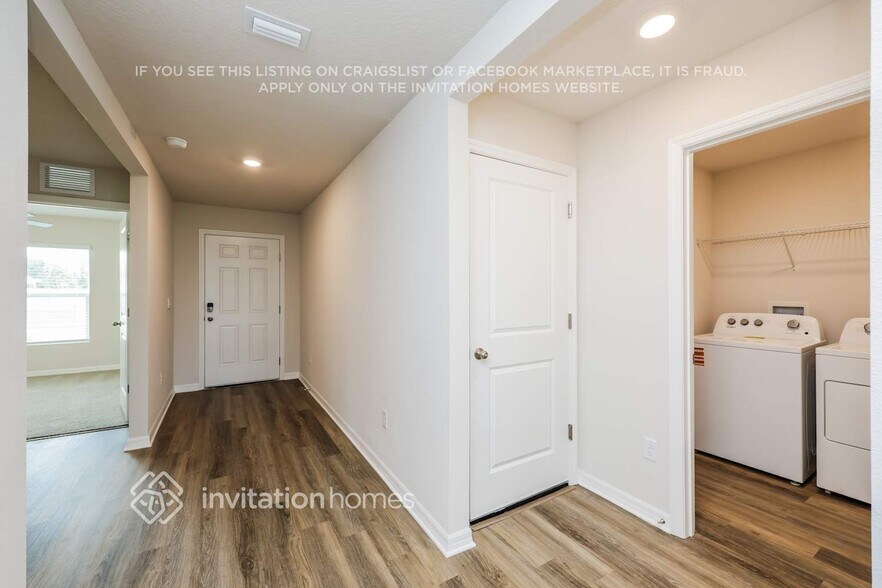 Building Photo - 10911 Gentle Current Wy