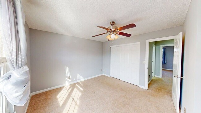 Building Photo - 2002 Jasper Ln