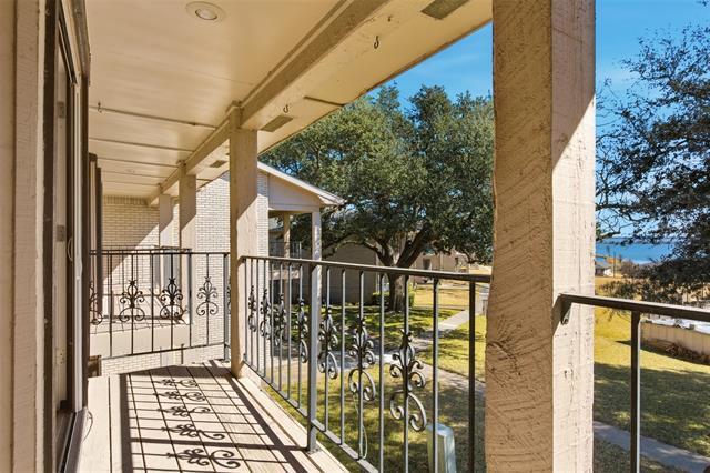 Building Photo - 5810 Marina Dr