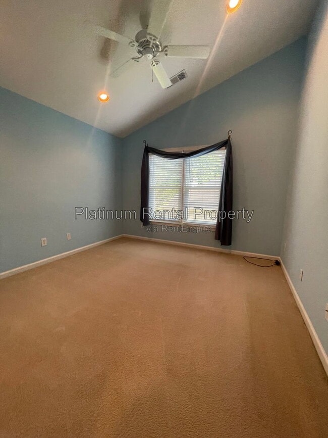 Building Photo - 720 Treadstone Ct
