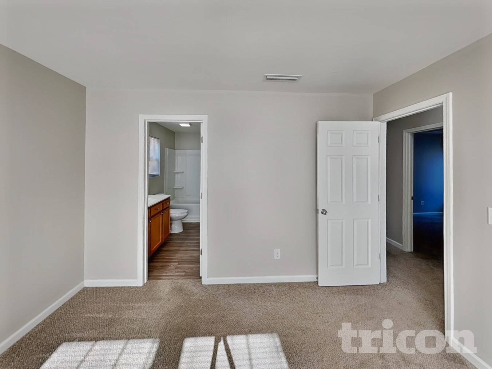 Building Photo - 2491 Marthas Ridge Dr