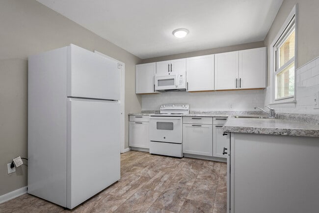 Building Photo - 1437 Thelbert Dr